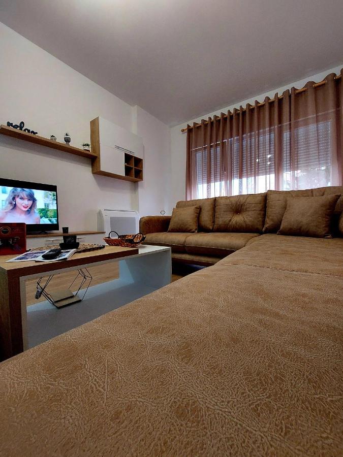 Gex Apartments Тирана Екстер'єр фото