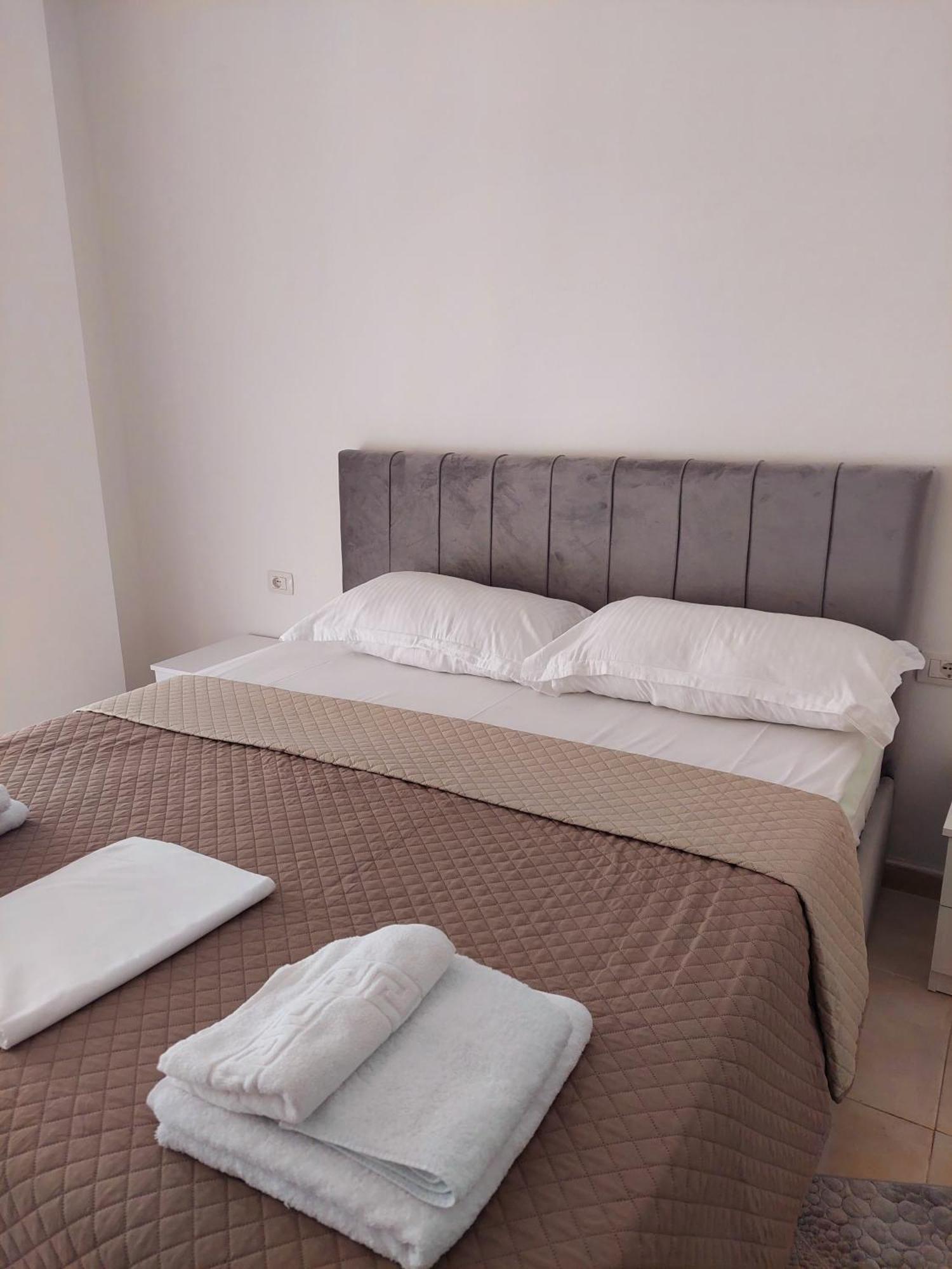 Gex Apartments Тирана Екстер'єр фото